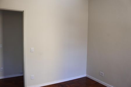 Apartamento à venda com 140m², 4 quartos e 1 vagaQuarto