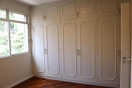 Apartamento à venda com 140m², 4 quartos e 1 vagaSuite