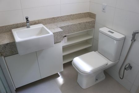 Apartamento à venda com 140m², 4 quartos e 1 vagaBanheiro da Suíte 1