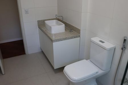 Apartamento à venda com 140m², 4 quartos e 1 vagaBanheiro Social