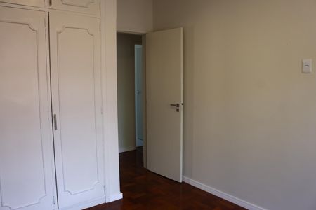 Apartamento à venda com 140m², 4 quartos e 1 vagaQuarto 2