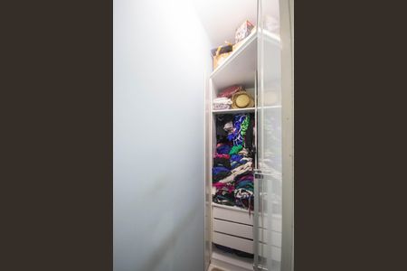 Casa à venda com 150m², 3 quartos e 2 vagasCloset do quarto 3