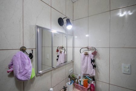 Casa à venda com 150m², 3 quartos e 2 vagasBanheiro 2