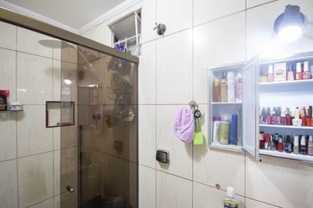 Casa à venda com 150m², 3 quartos e 2 vagasBanheiro 2