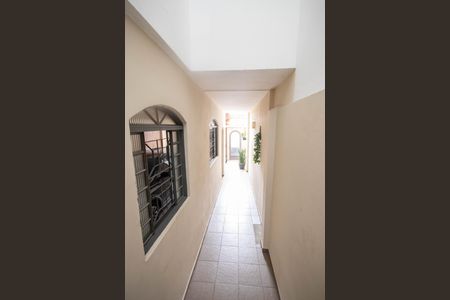 Casa à venda com 150m², 3 quartos e 2 vagasCorredor