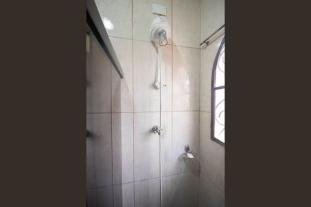 Casa à venda com 150m², 3 quartos e 2 vagasBanheiro 1