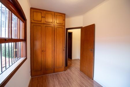 Casa à venda com 200m², 5 quartos e 3 vagasQuarto 2