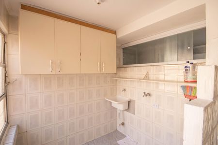 Apartamento à venda com 68m², 2 quartos e sem vagaÁrea de Serviço