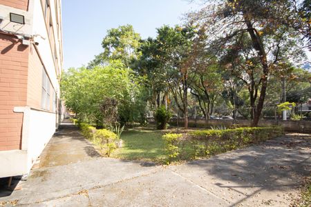 Apartamento à venda com 68m², 2 quartos e sem vagaÁrea comum