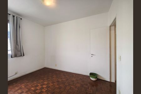 Apartamento à venda com 110m², 3 quartos e 1 vagaQuarto 2