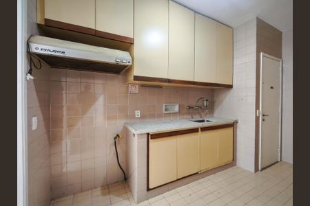Apartamento à venda com 110m², 3 quartos e 1 vagaCozinha