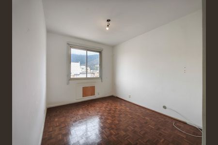 Apartamento à venda com 110m², 3 quartos e 1 vagaSuíte