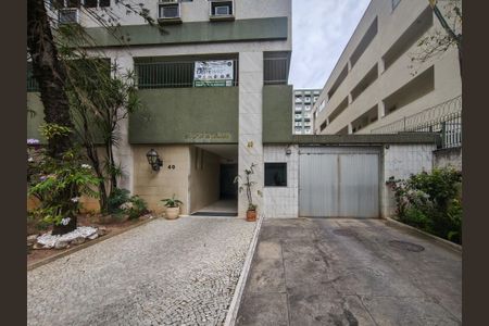 Apartamento à venda com 110m², 3 quartos e 1 vagaFachada