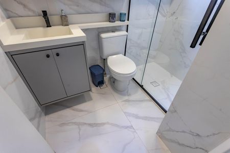 Apartamento à venda com 67m², 2 quartos e 1 vagaBanheiro da suíte