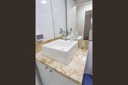 Apartamento à venda com 67m², 2 quartos e 1 vagaBanheiro social