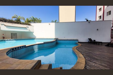 Apartamento à venda com 86m², 3 quartos e 2 vagas Apartamento à venda com 86m², 3 quartos e 2 vagasÁrea comum - Piscina