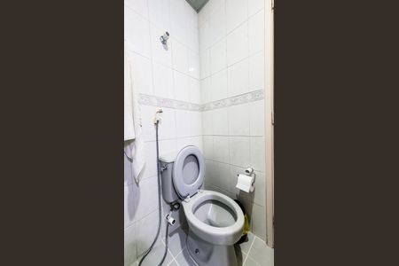 Apartamento à venda com 86m², 3 quartos e 2 vagas Apartamento à venda com 86m², 3 quartos e 2 vagasBanheiro Social