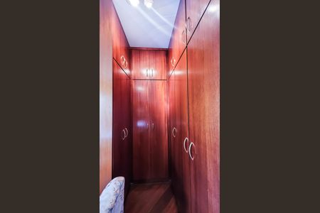 Apartamento à venda com 86m², 3 quartos e 2 vagas Apartamento à venda com 86m², 3 quartos e 2 vagasSuíte