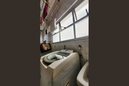 Apartamento à venda com 86m², 3 quartos e 2 vagas Apartamento à venda com 86m², 3 quartos e 2 vagasLavanderia