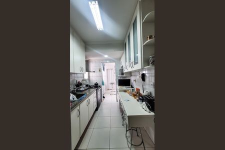 Apartamento à venda com 86m², 3 quartos e 2 vagas Apartamento à venda com 86m², 3 quartos e 2 vagasCozinha