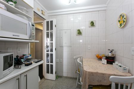 Apartamento à venda com 115m², 3 quartos e 2 vagasCozinha