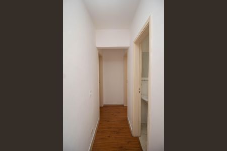 Apartamento à venda com 60m², 2 quartos e 1 vagaCorredor