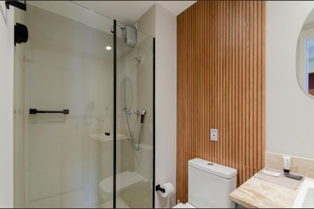 Studio para alugar com 25m², 1 quarto e sem vaga Studio para alugar com 25m², 1 quarto e sem vagaBanheiro