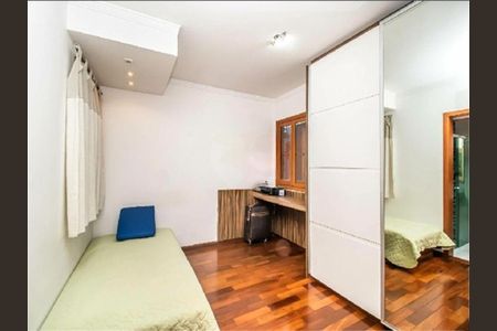 Casa à venda com 3 quartos, 180m² em Vila Cruzeiro, São Paulo