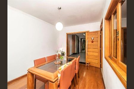 Casa à venda com 3 quartos, 180m² em Vila Cruzeiro, São Paulo