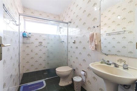 Casa de condomínio à venda com 185m², 3 quartos e 2 vagas