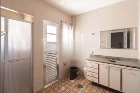 Casa à venda com 147m², 3 quartos e 4 vagas