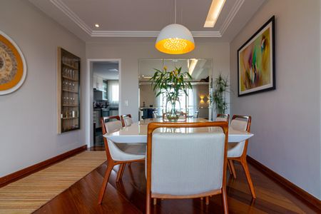 Apartamento à venda com 256m², 2 quartos e 3 vagasSala de Jantar