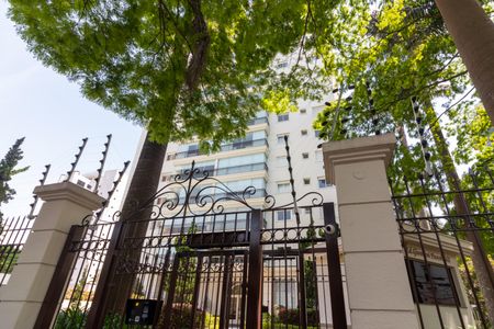 Apartamento à venda com 256m², 2 quartos e 3 vagasFachada 