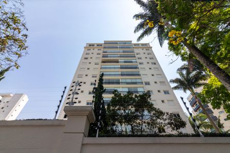 Apartamento à venda com 256m², 2 quartos e 3 vagasFachada 