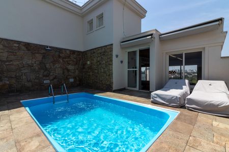 Apartamento à venda com 256m², 2 quartos e 3 vagasCobertura 