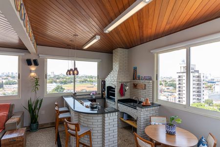 Apartamento à venda com 256m², 2 quartos e 3 vagasCobertura 