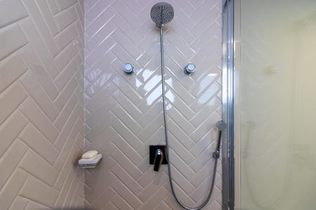 Apartamento à venda com 256m², 2 quartos e 3 vagasBanheiro da Suíte 2 