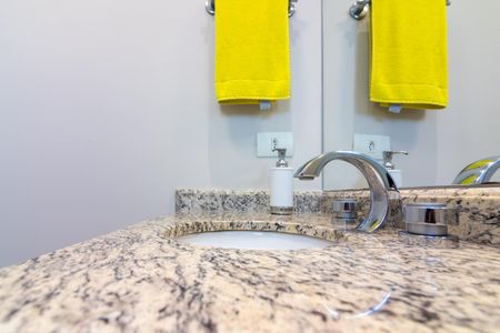 Apartamento à venda com 256m², 2 quartos e 3 vagasBanheiro da Suíte 1