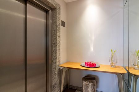 Apartamento à venda com 256m², 2 quartos e 3 vagasHall Privativo - Elevador Privativo