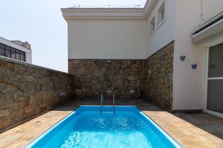 Apartamento à venda com 256m², 2 quartos e 3 vagasCobertura 