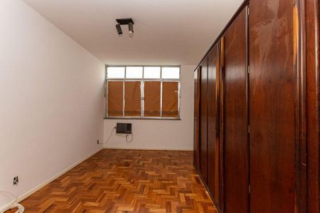 Apartamento à venda com 3 quartos, 141m² em Icaraí, Niterói