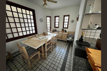 Casa à venda com 4 quartos, 339m² em Santo Amaro, São Paulo