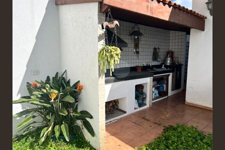 Casa à venda com 4 quartos, 339m² em Santo Amaro, São Paulo