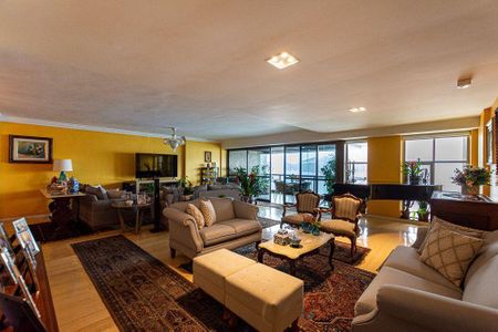 Apartamento à venda com 4 quartos, 260m² em Ingá, Niterói