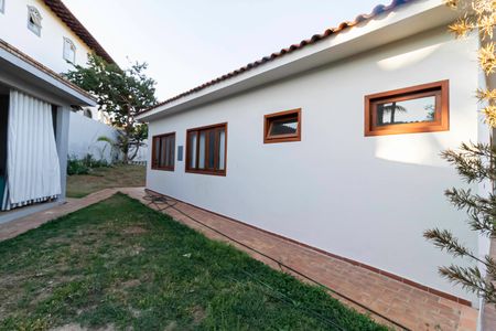 Casa para alugar com 1000m², 4 quartos e 6 vagasQuintal