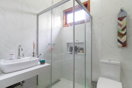 Casa para alugar com 1000m², 4 quartos e 6 vagasBanheiro da suíte 4