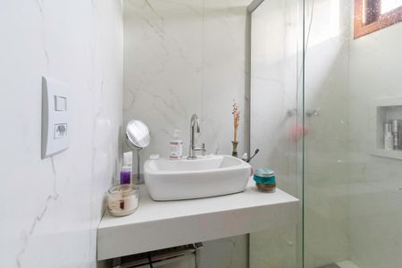 Casa para alugar com 1000m², 4 quartos e 6 vagasBanheiro da suíte 4