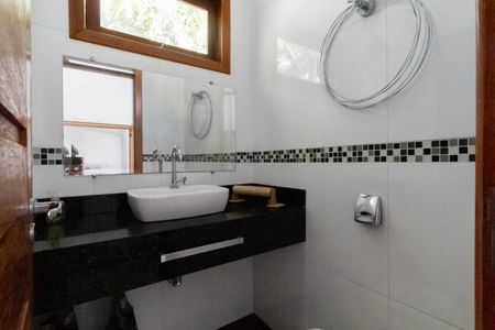 Casa para alugar com 1000m², 4 quartos e 6 vagasLavabo 1