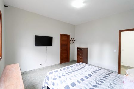 Casa para alugar com 1000m², 4 quartos e 6 vagasSuíte 1