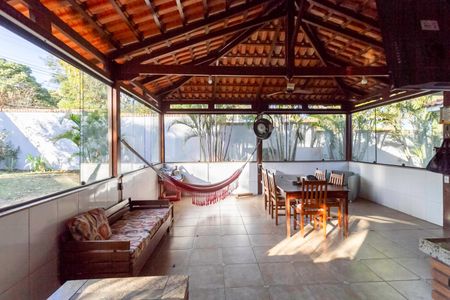 Casa para alugar com 1000m², 4 quartos e 6 vagasÁrea gourmet